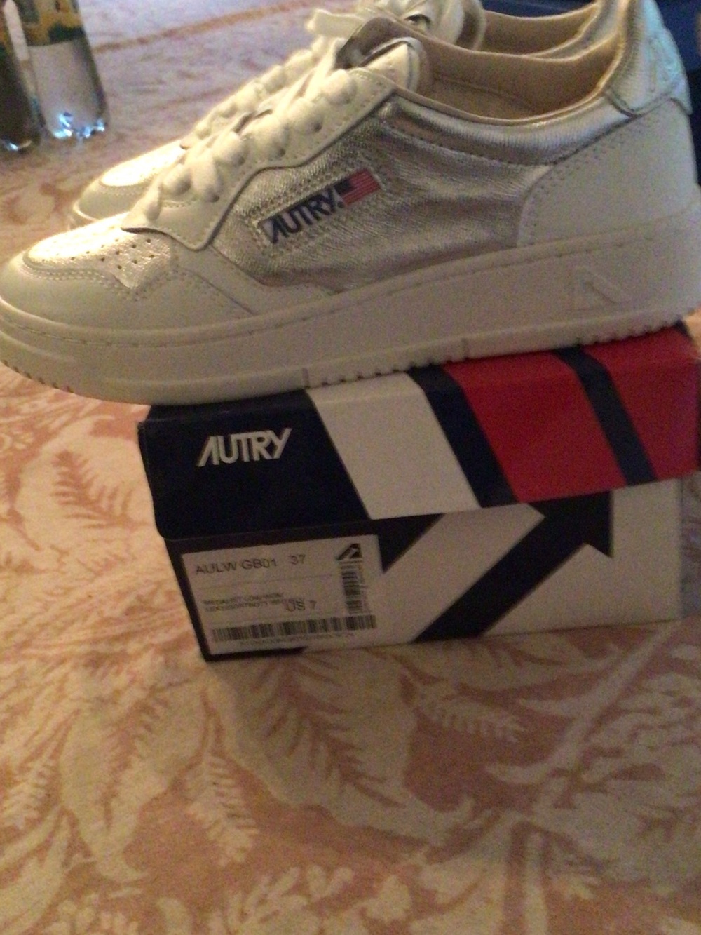 Autry Women's Medalist White/Silver Leather Sneakers